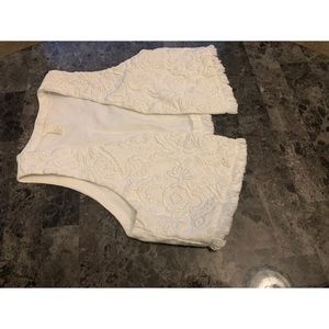 Cute White Vest ❣️